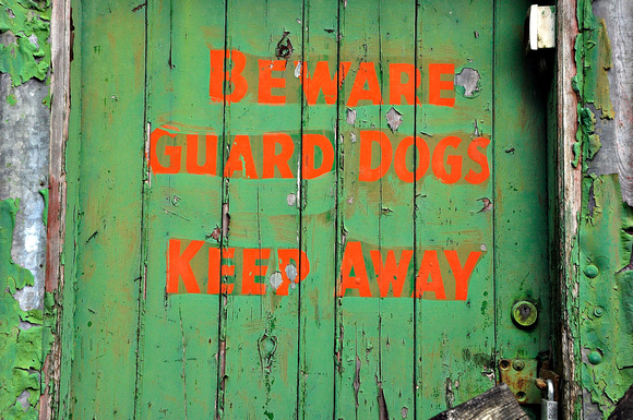 beware guard dogs