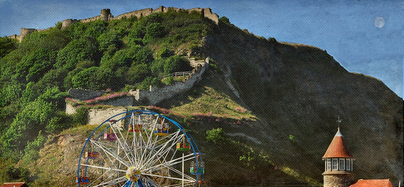 forts and ferris wheels