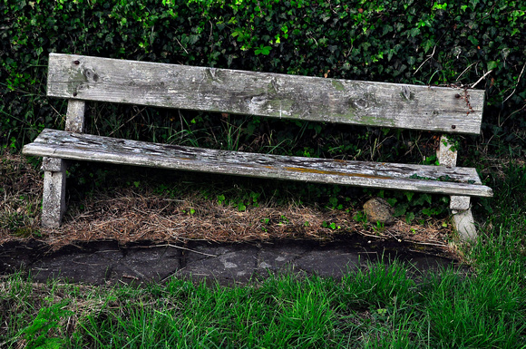 lopsided bench